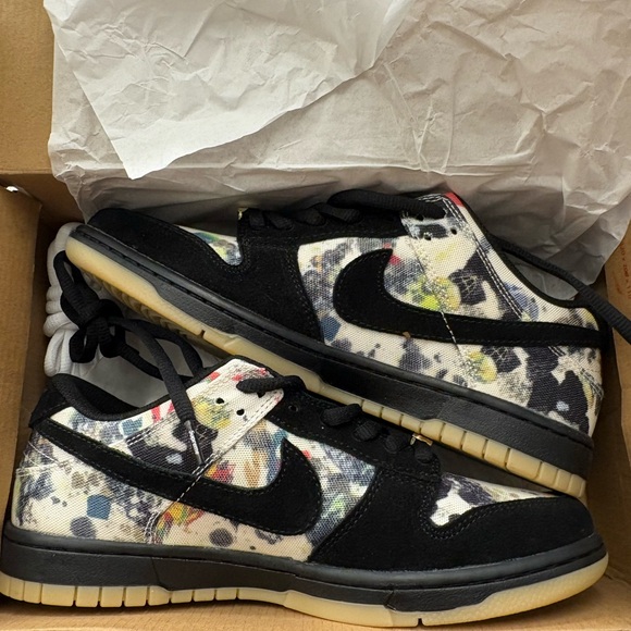 Supreme x Nike SB Dunk Low Multi-Color Splatter Size 9 new W/ Box - Picture 1 of 6